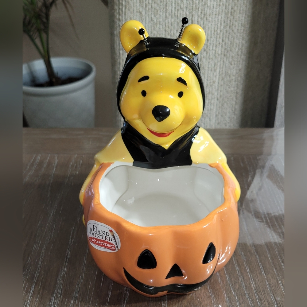 Disney Winnie the Pooh hand painted by Artisans Halloween Candy Dish